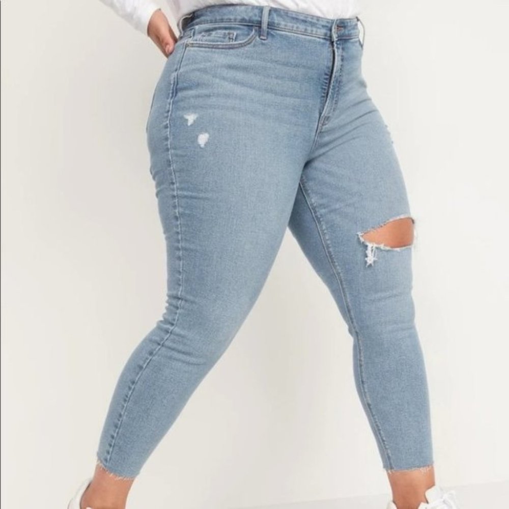 Old Navy High Rise Rockstar Ripped Skinny Jeans Size 22